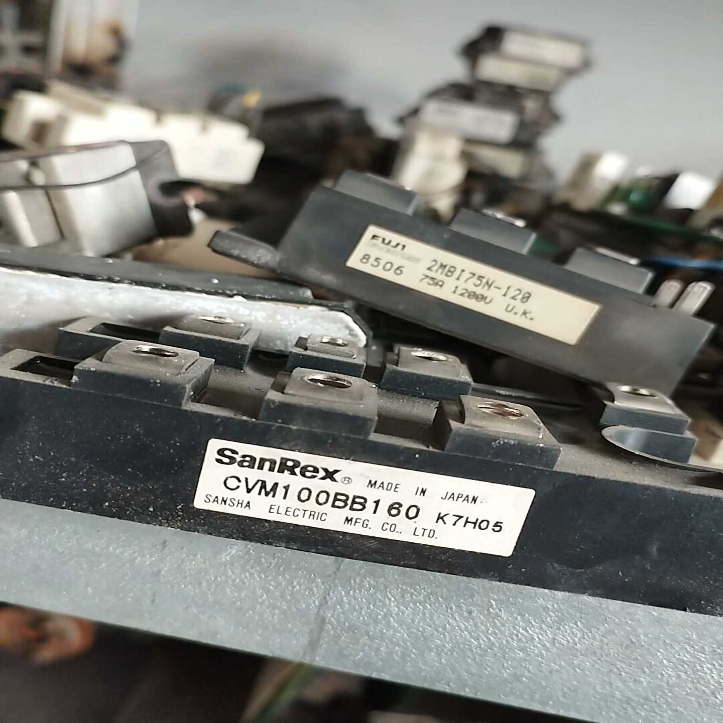 变频器整流模块CVM100BB160功能好成色新询价