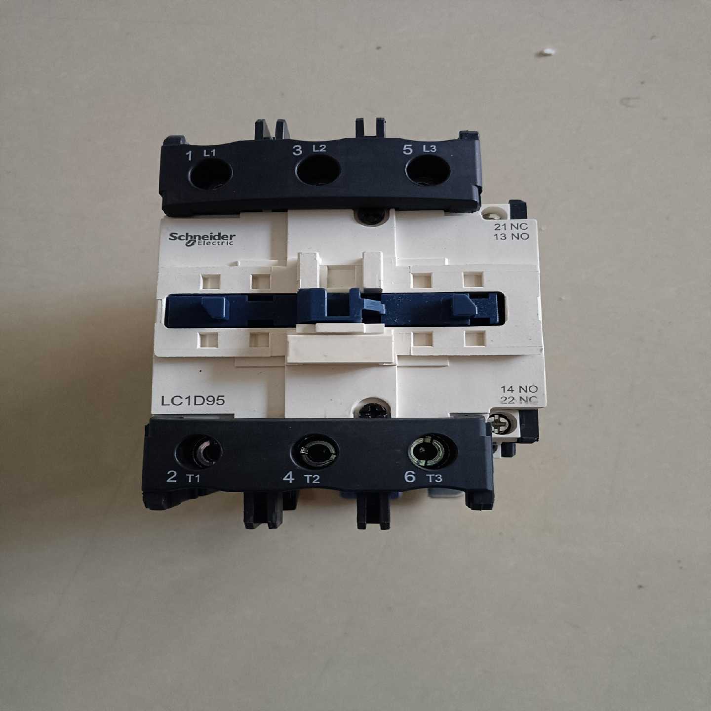 施耐德交流接触器LC1D95拆机未使用可充新正品保证实物拍--议价