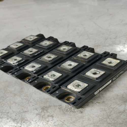 议价PD10016A，变频整流半桥模块，成色如图，拆机，已测试，