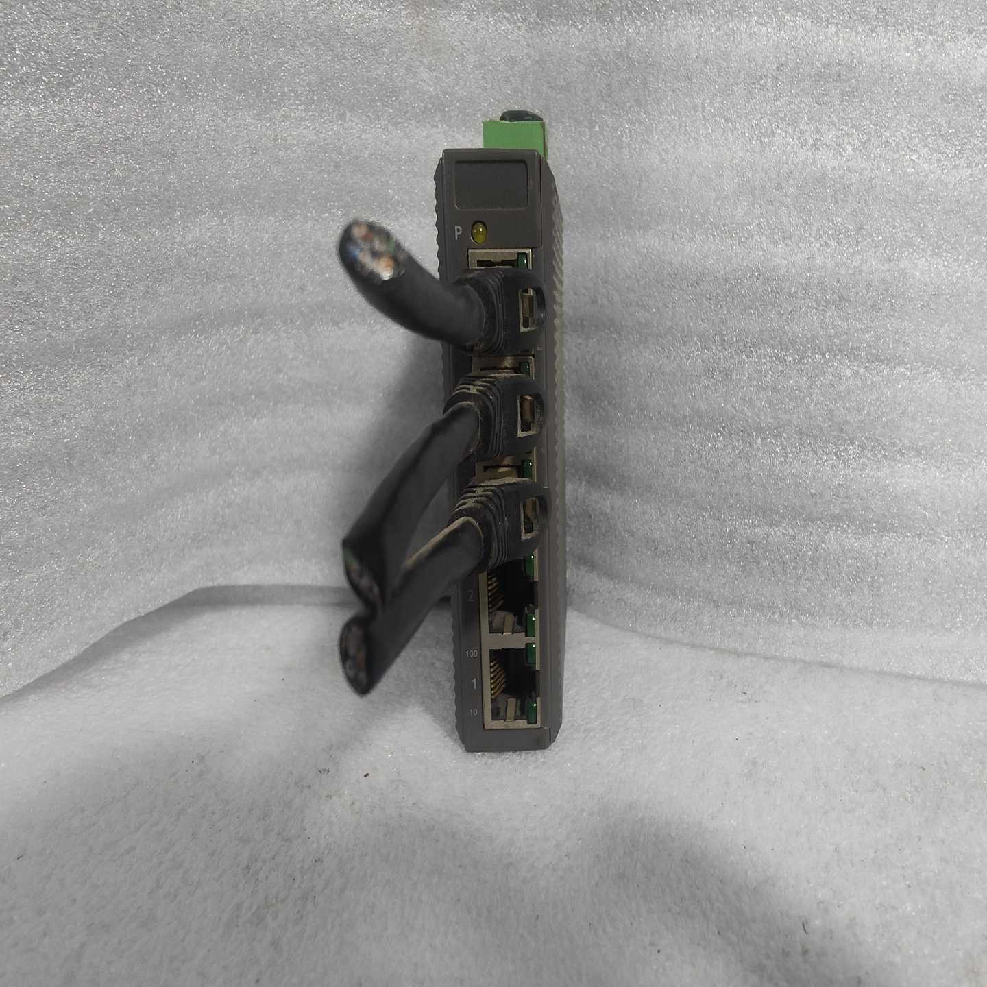 MISUMIIESH-MB205-R实物图，功能完好，成--议价商品