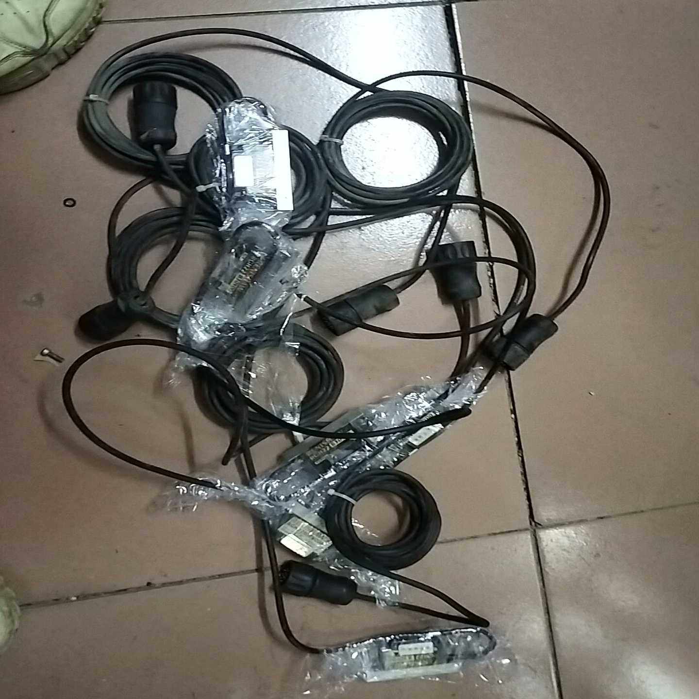 雷尼绍RCH22B30V00读数头。件外观不错整根线三米询价