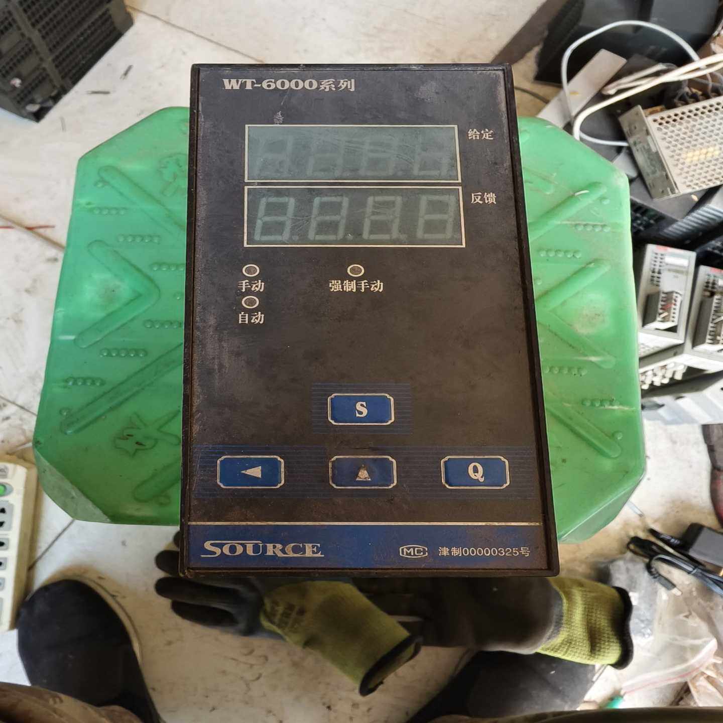 出售下来智能积算仪WT-6000，通电有显示。