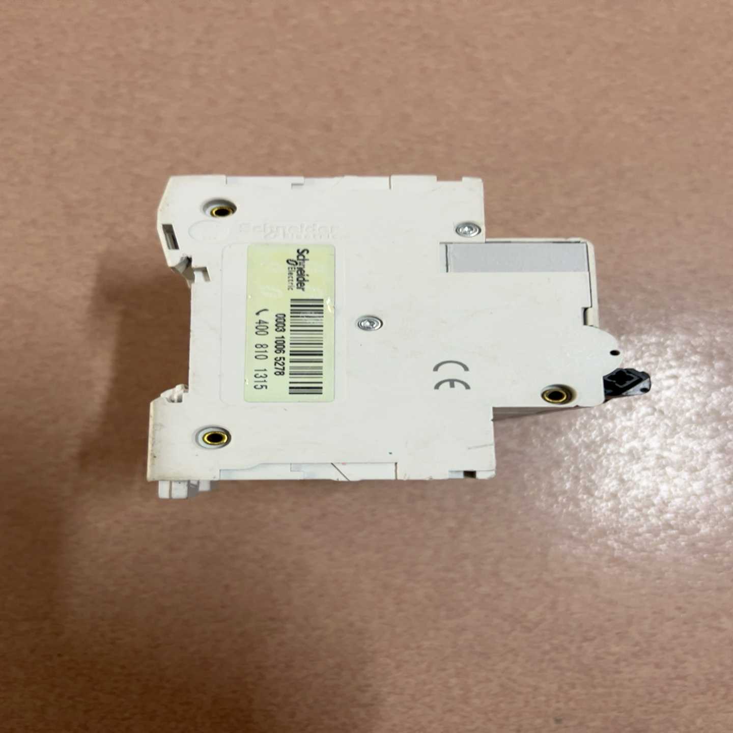 议价施耐德CI2OH3PC125A大功率空开。功能正常。成色