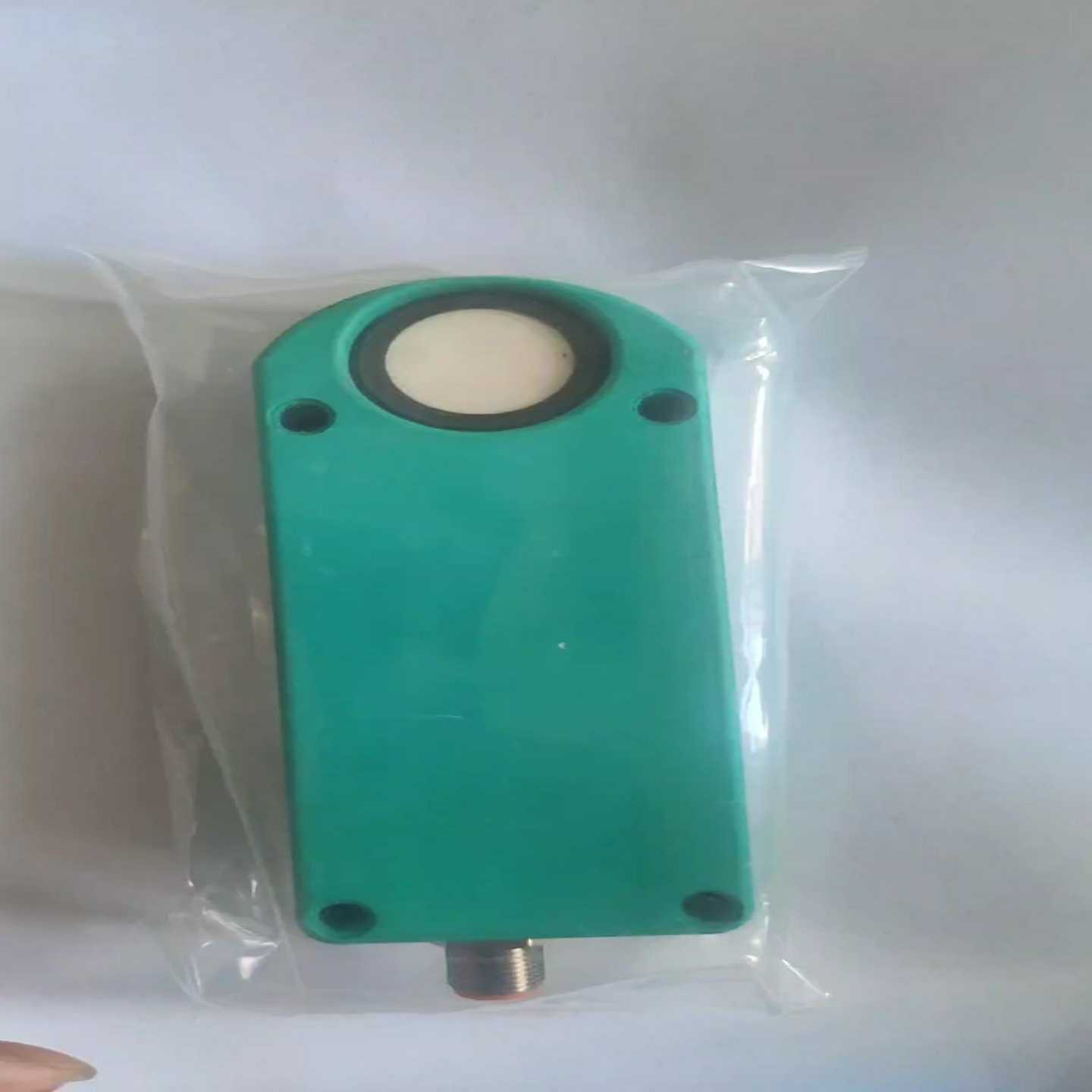 UC2000-F43-2KIR2-V17非成色好询价