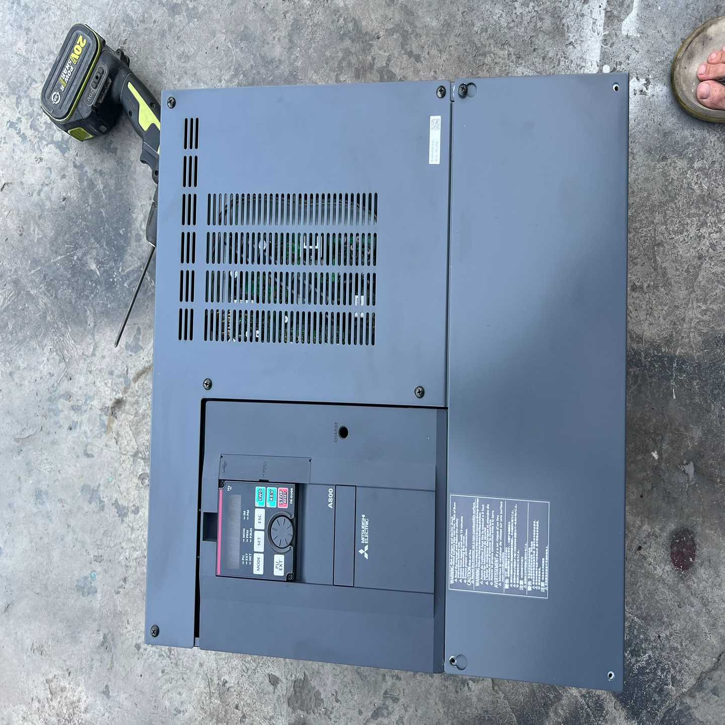 议价三菱A840变频器FR—A840-01800-2-60，实物现l货/维修