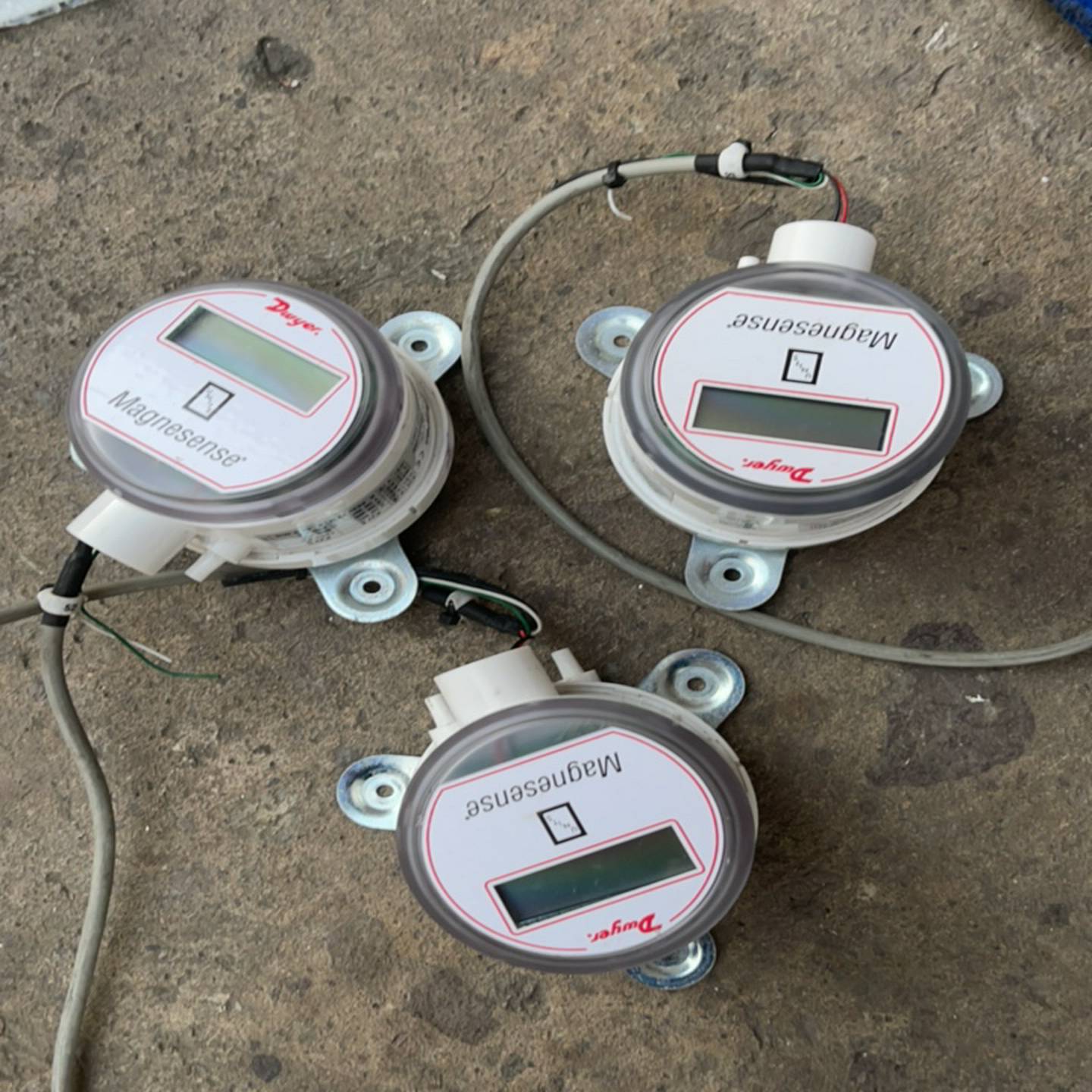 德威尔 MS2-W111LCD 压差传感器 24VDC，~议价