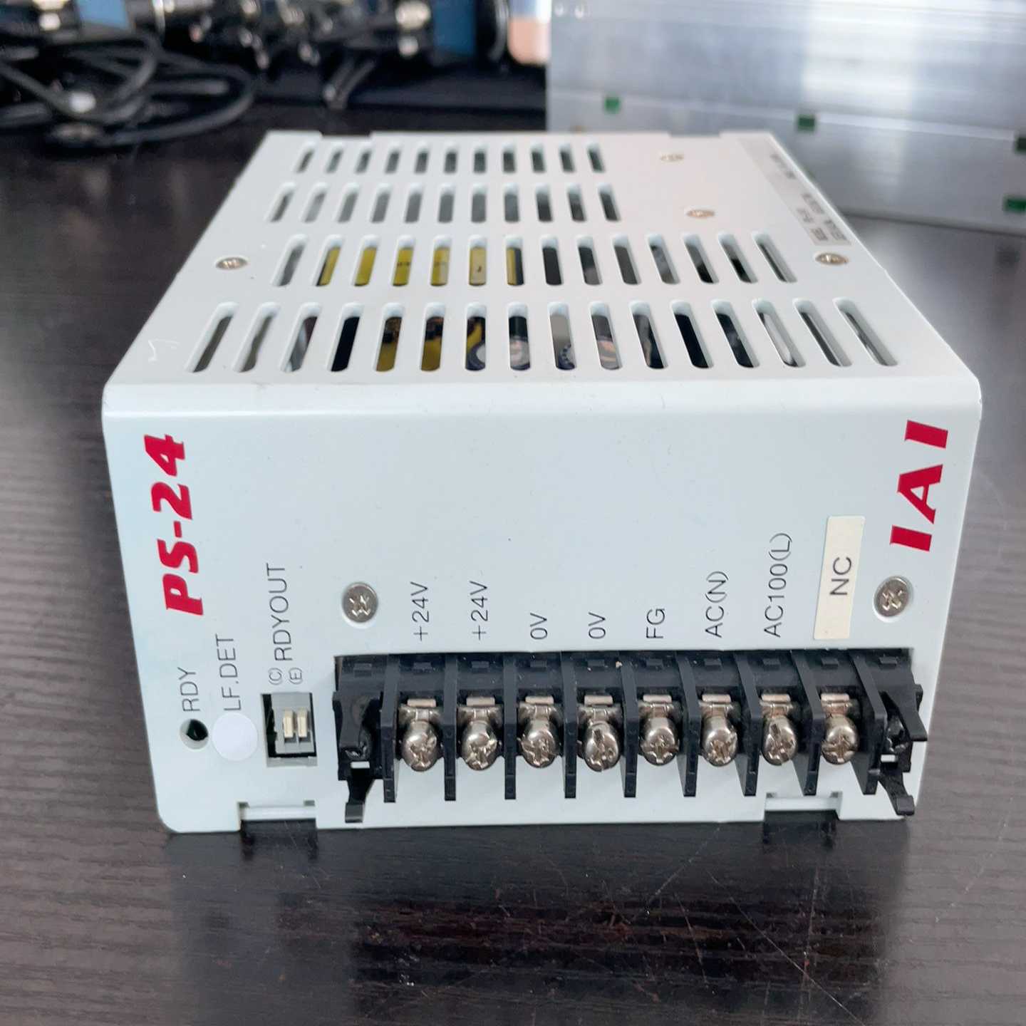 日本IAI电源PS-24，型号PS-241，实物拍摄如图。日-询价客服