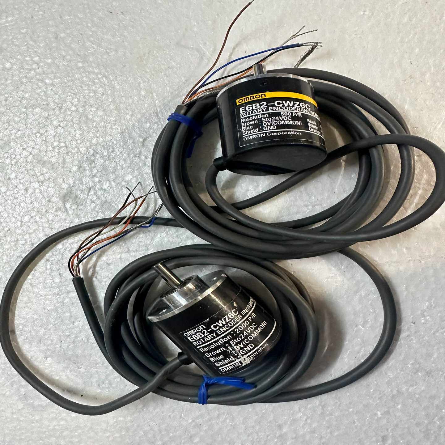 E6B2-CWZ6C，500P和2000P各一个，仓库备件全--议价商品