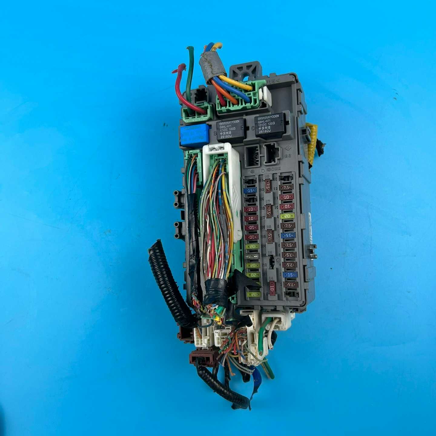 八代雅阁保险盒，室内保险盒，H211，图片就是实物，所见即所--议