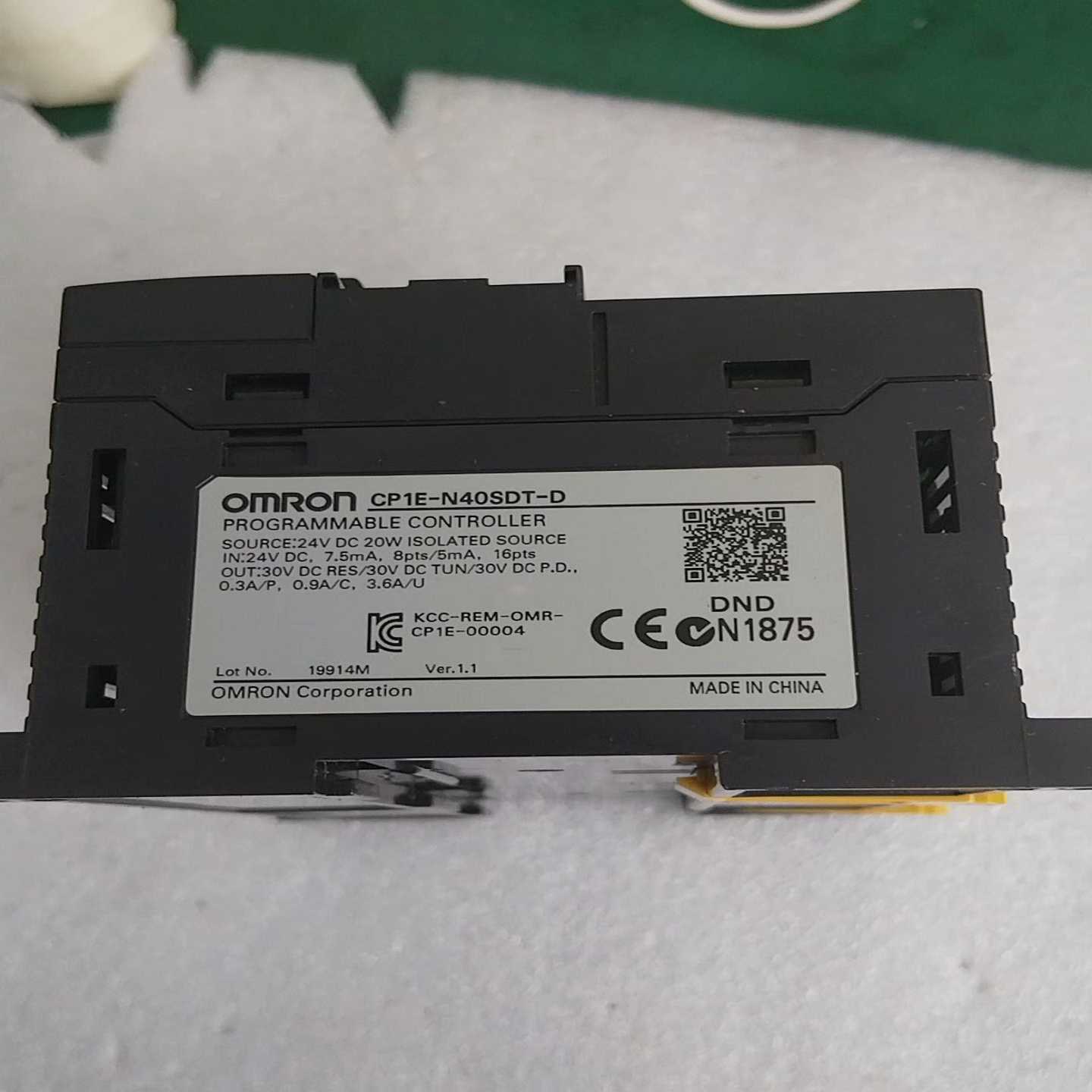 议价CP1E-N40SDT-D二手拆机欧姆龙PLC实物图拍摄