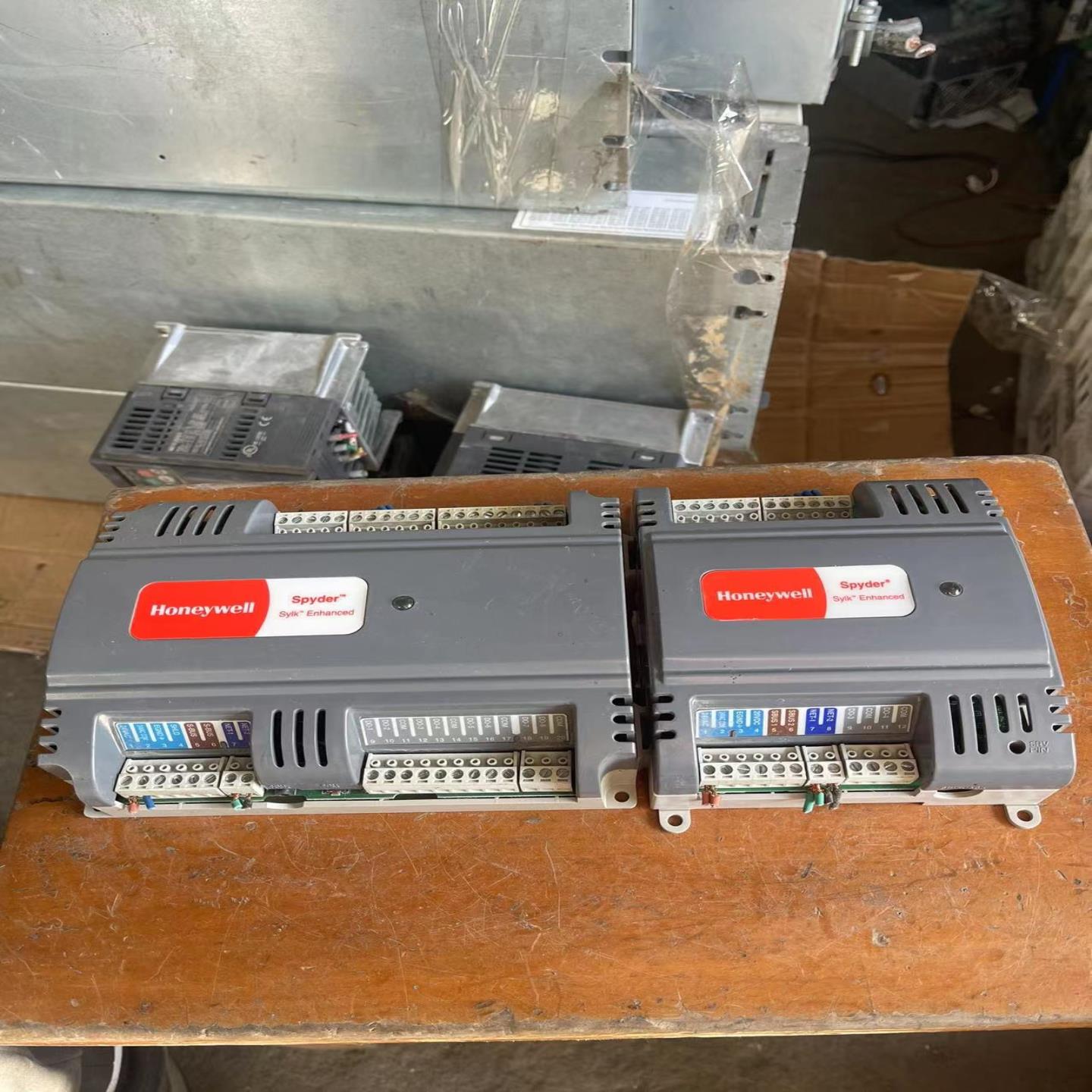 霍尼韦尔PUL6438S通用DDC控制器PUL4024S成--议价商品