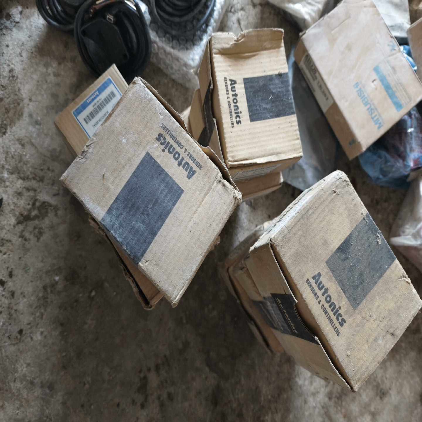 议价全新奥托尼克斯光电传感器，BEN500一DFR，12个有盒