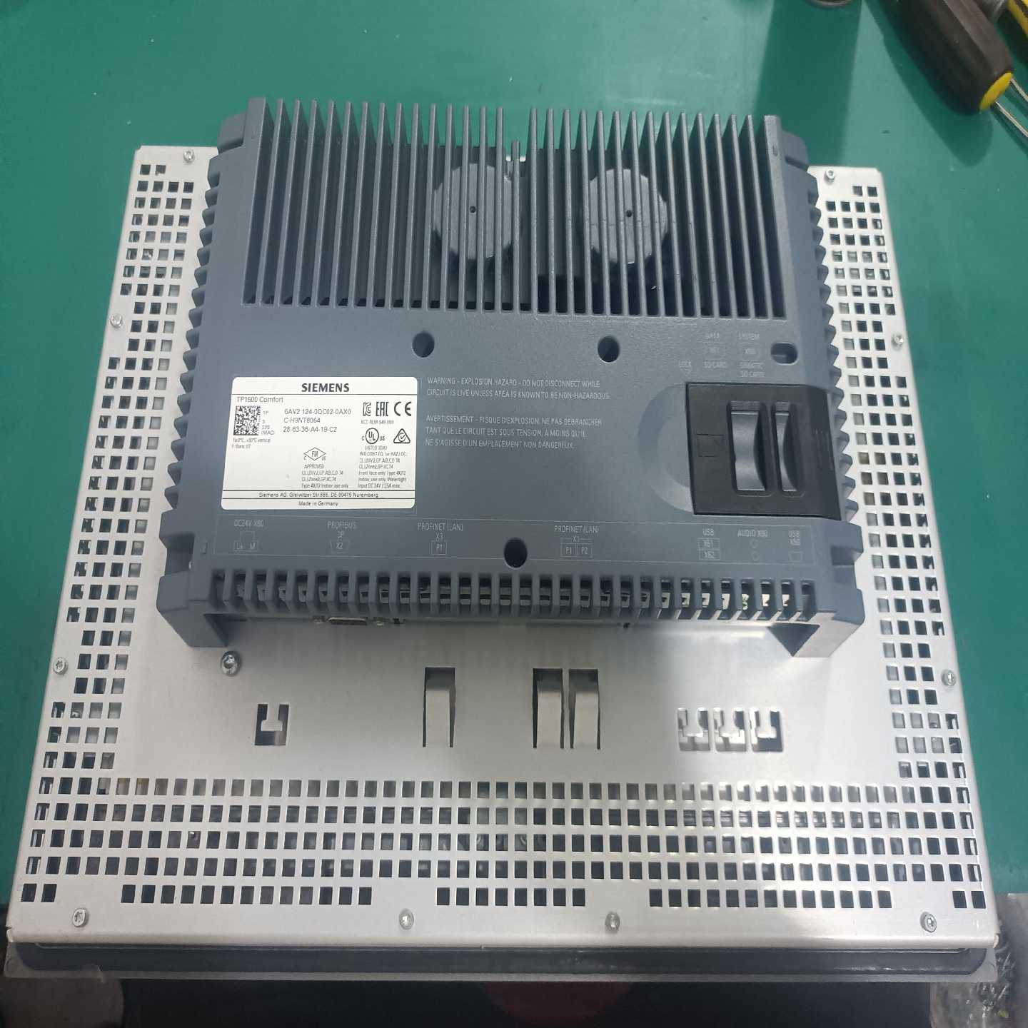 124-0QC02-0AX0触摸屏询价