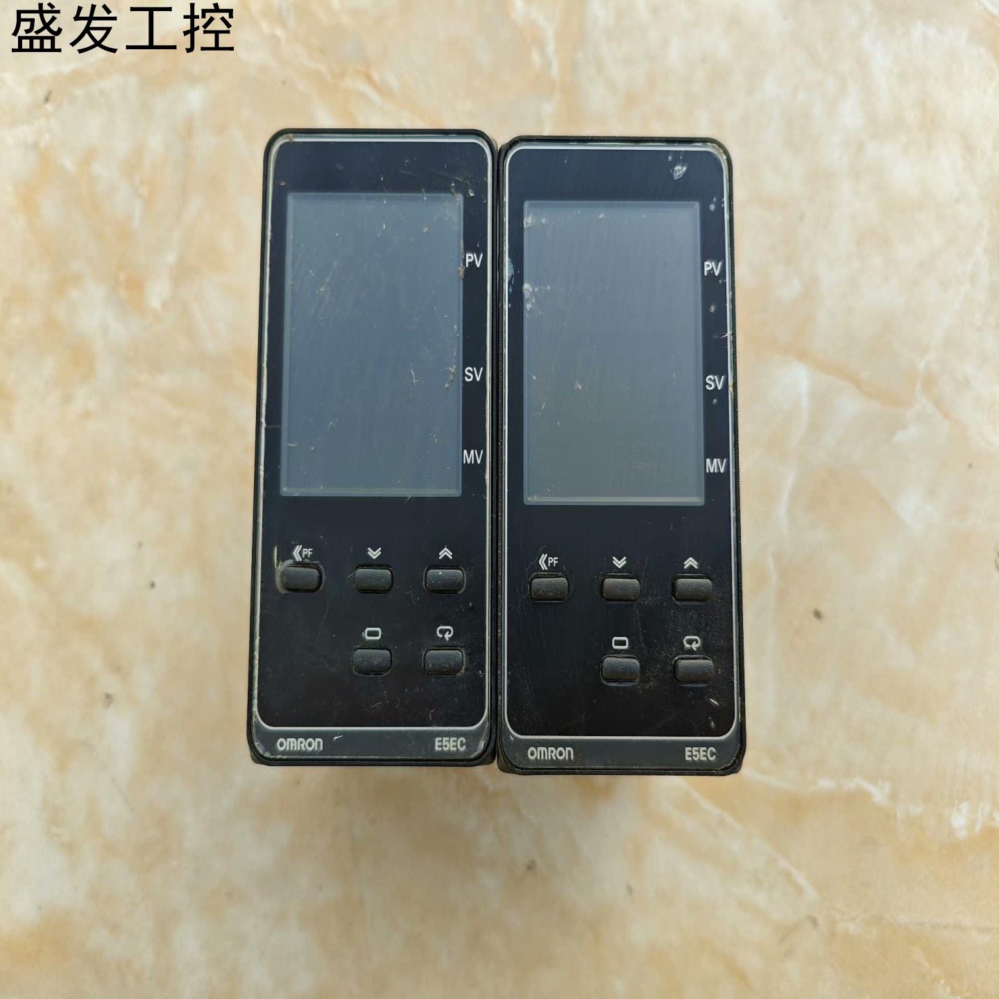 欧姆龙温控器E5EC-CR2ASM-804 3个议价产品
