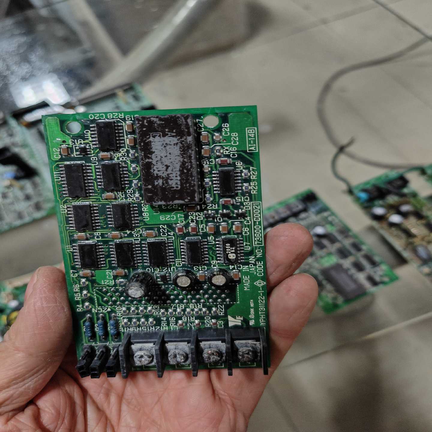 AI-14B安川G7变频器输入扩展卡，实图功能请！7询价