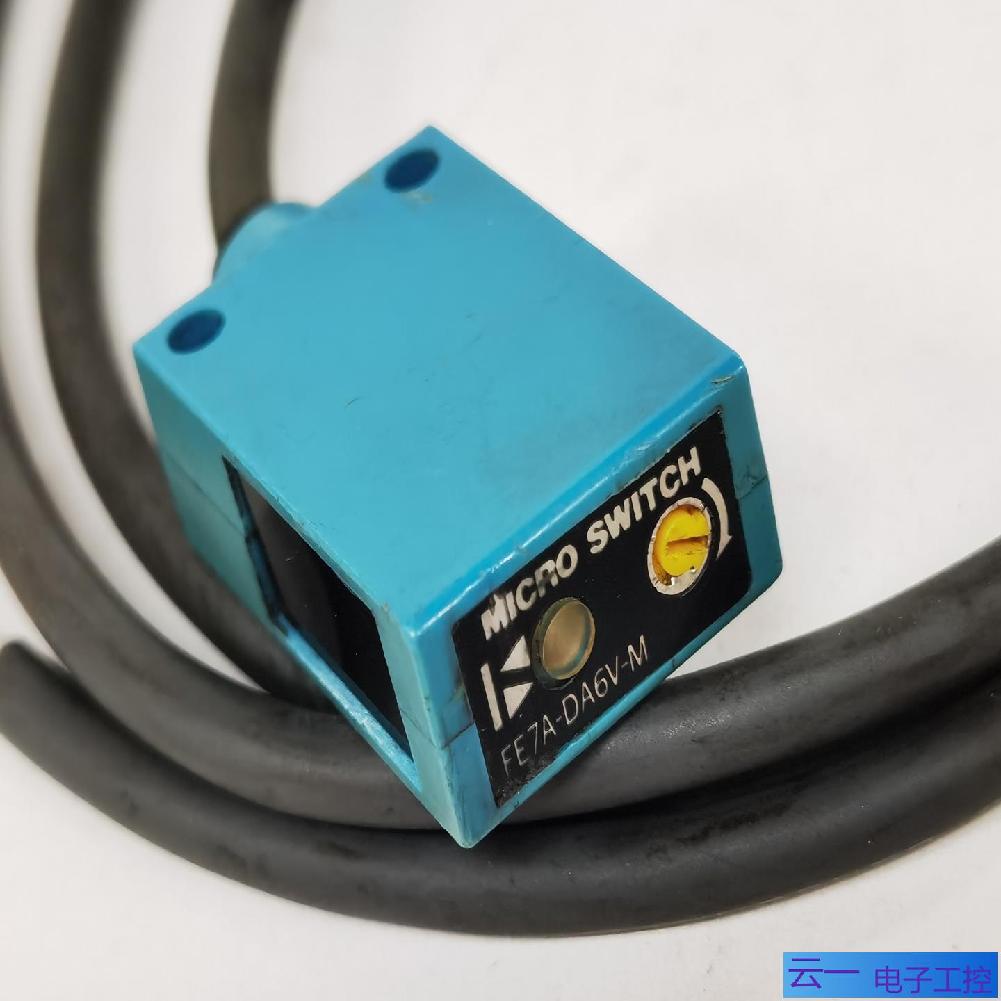 光电传感器FE7A-DA6V-M件正常线缆；议价