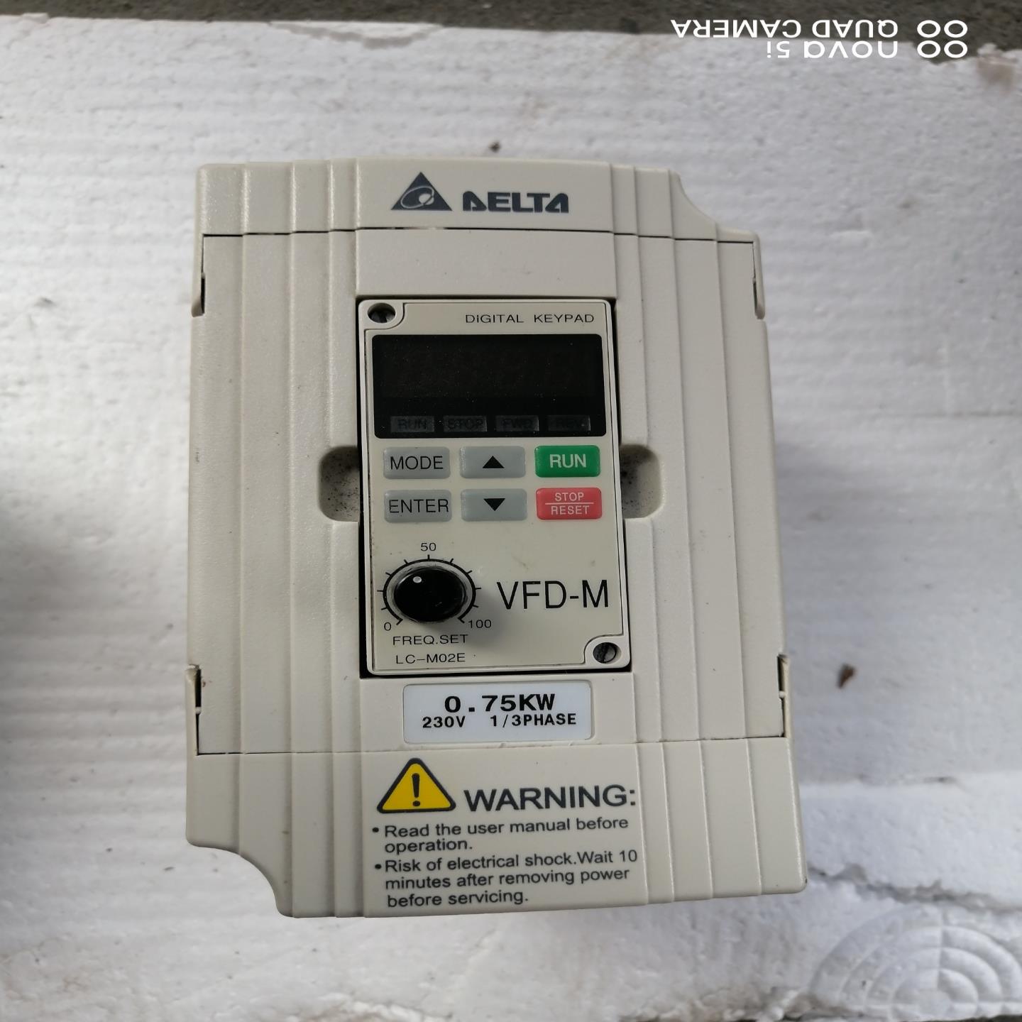 台达变频器VFD-M，VFD007M21A，220V，0.7【卡奥电子】