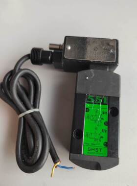 议价议价议价SHST电磁阀551实物如图没用过议价议价