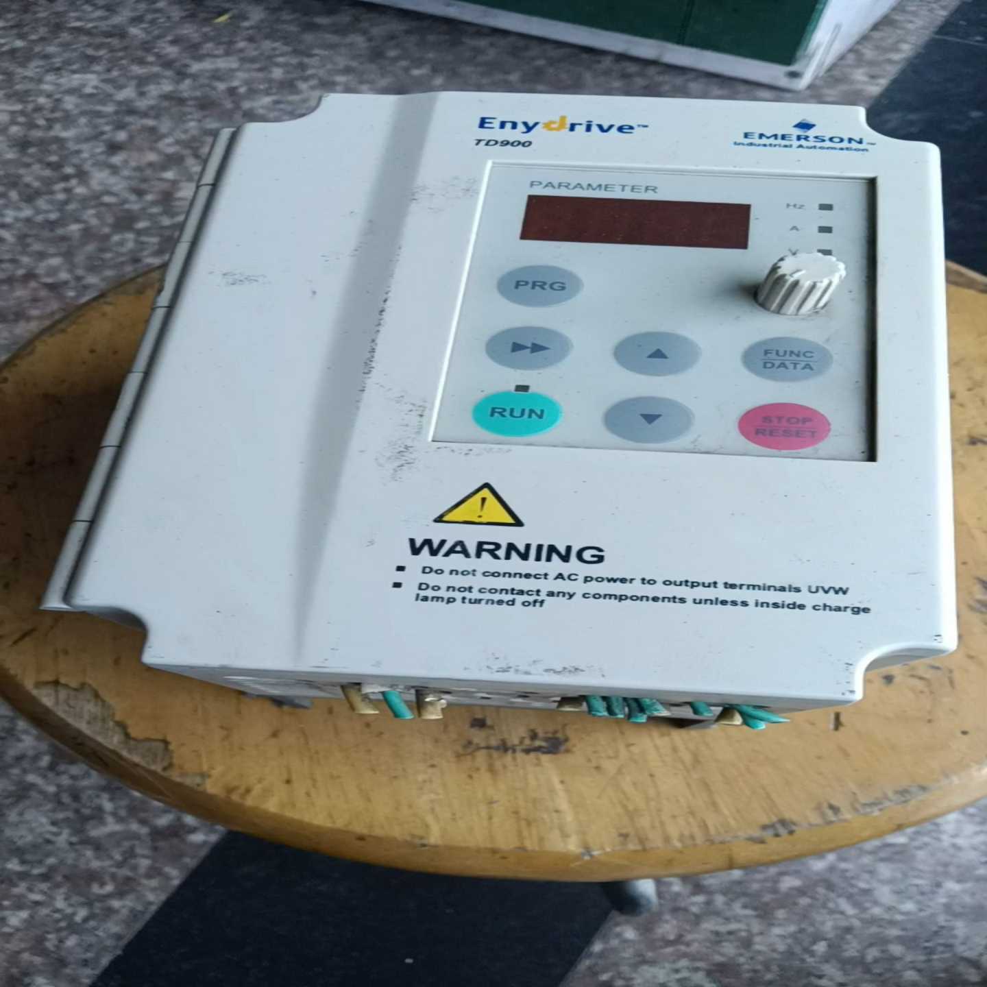 艾默生变频器TD900-2S0007G0.75Kw2询价