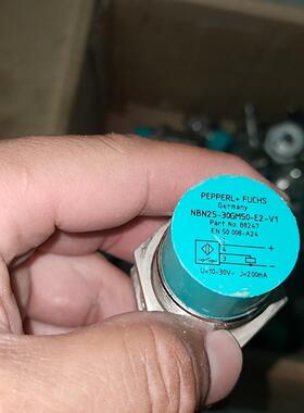 原装正品倍加福NBN25-30GM50-E2-V10882