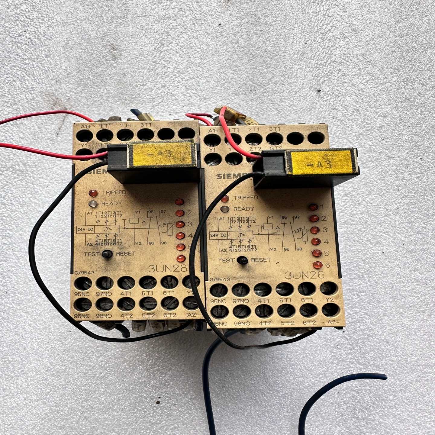 PTC热敏电阻保护温度继电器3UN2634-0AB4二询价