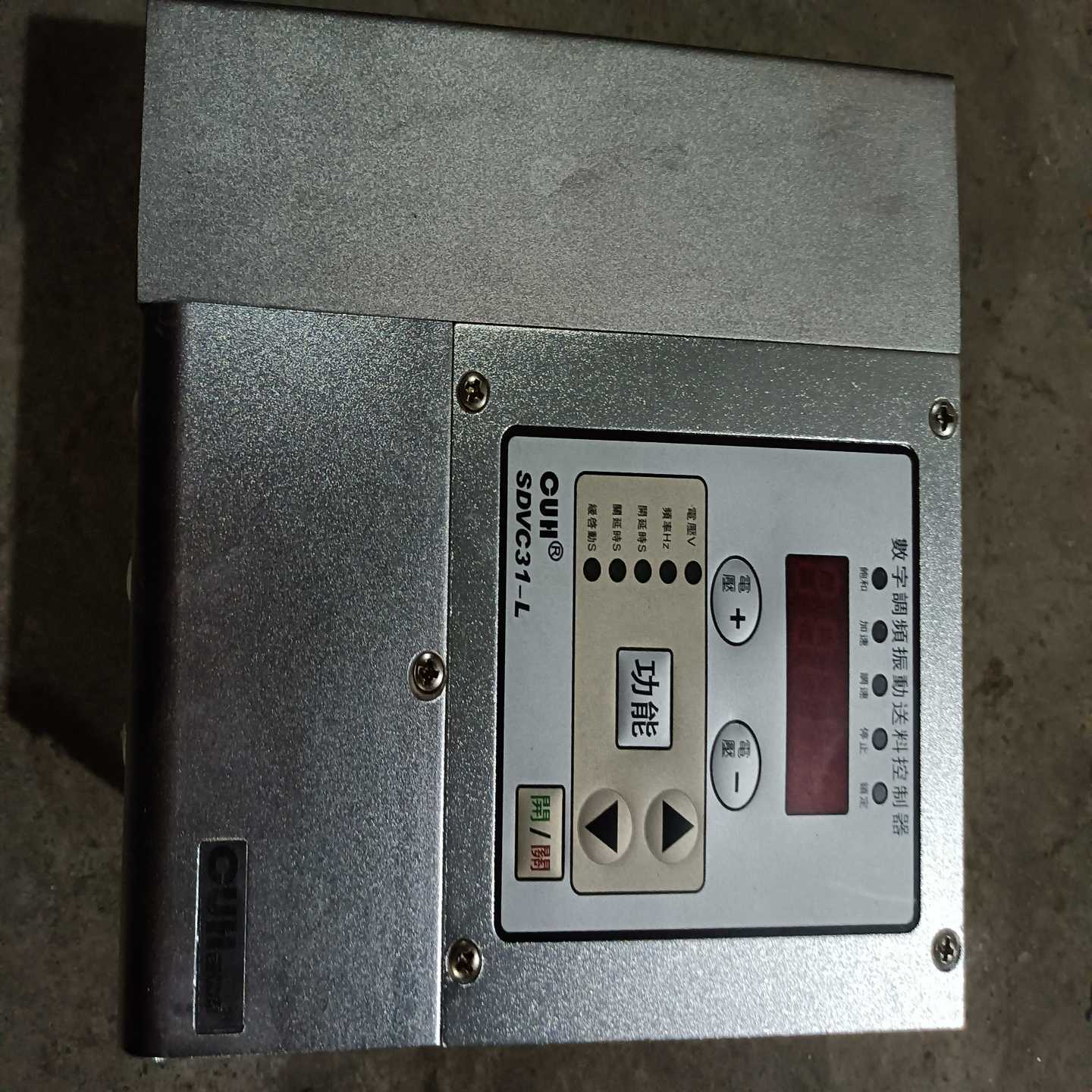 （霸霸电子）smc油水分离器，三联AFD40-04-A，AR40-04E