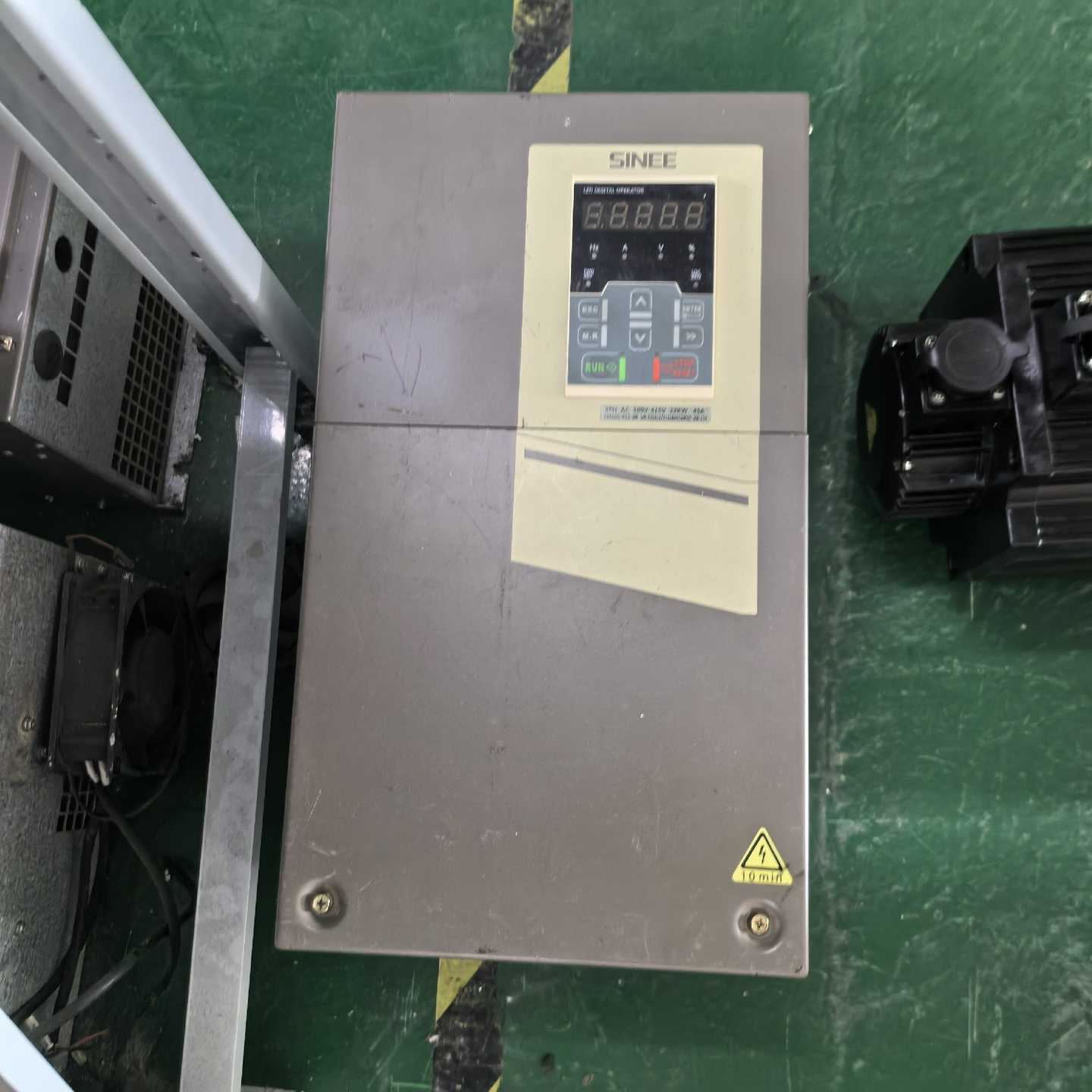 正弦变频器调速器EM600-022-3B正弦22Kw变(零零电子)