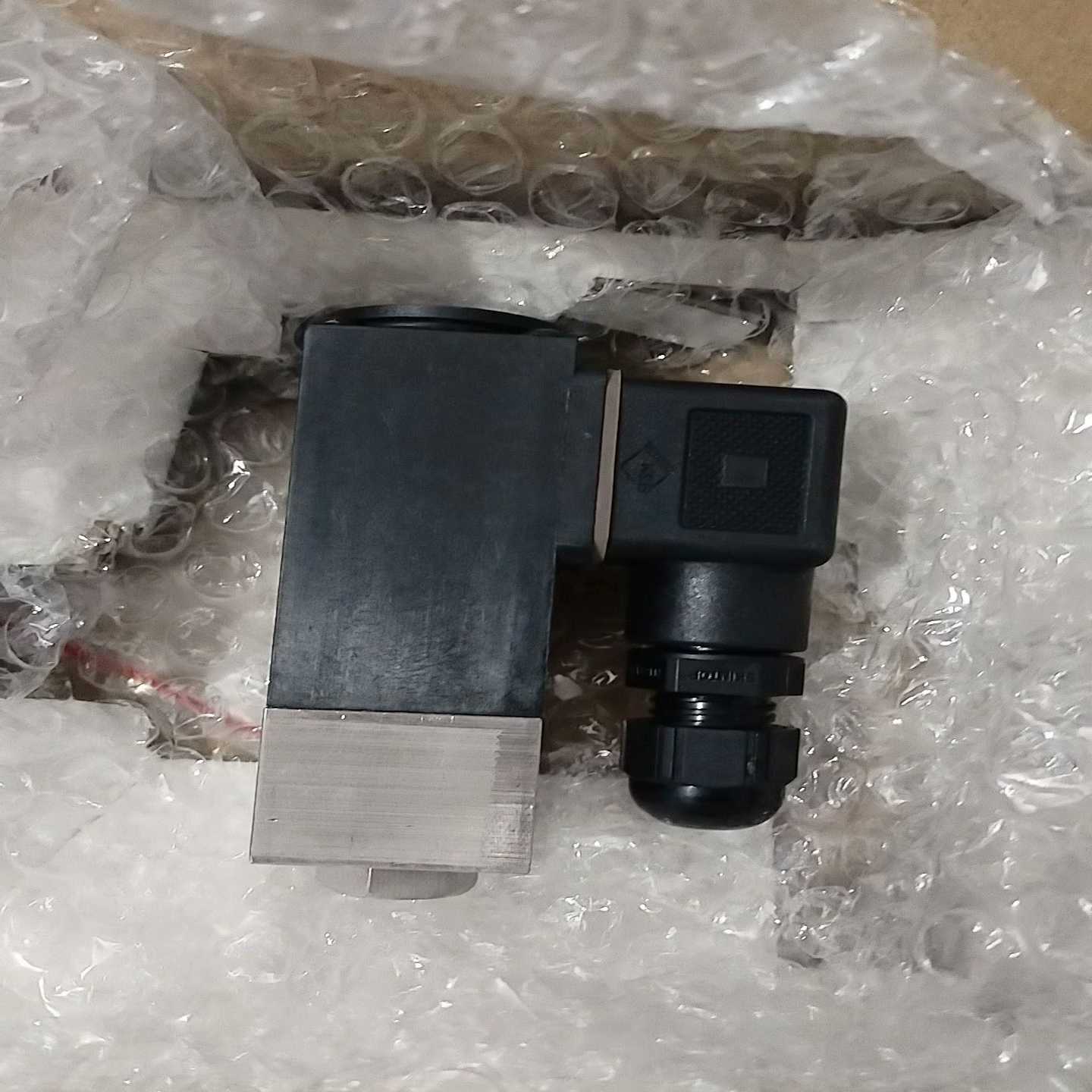 GT301C1G1G6V0-6bar库存数量2个，全新原--议价商品