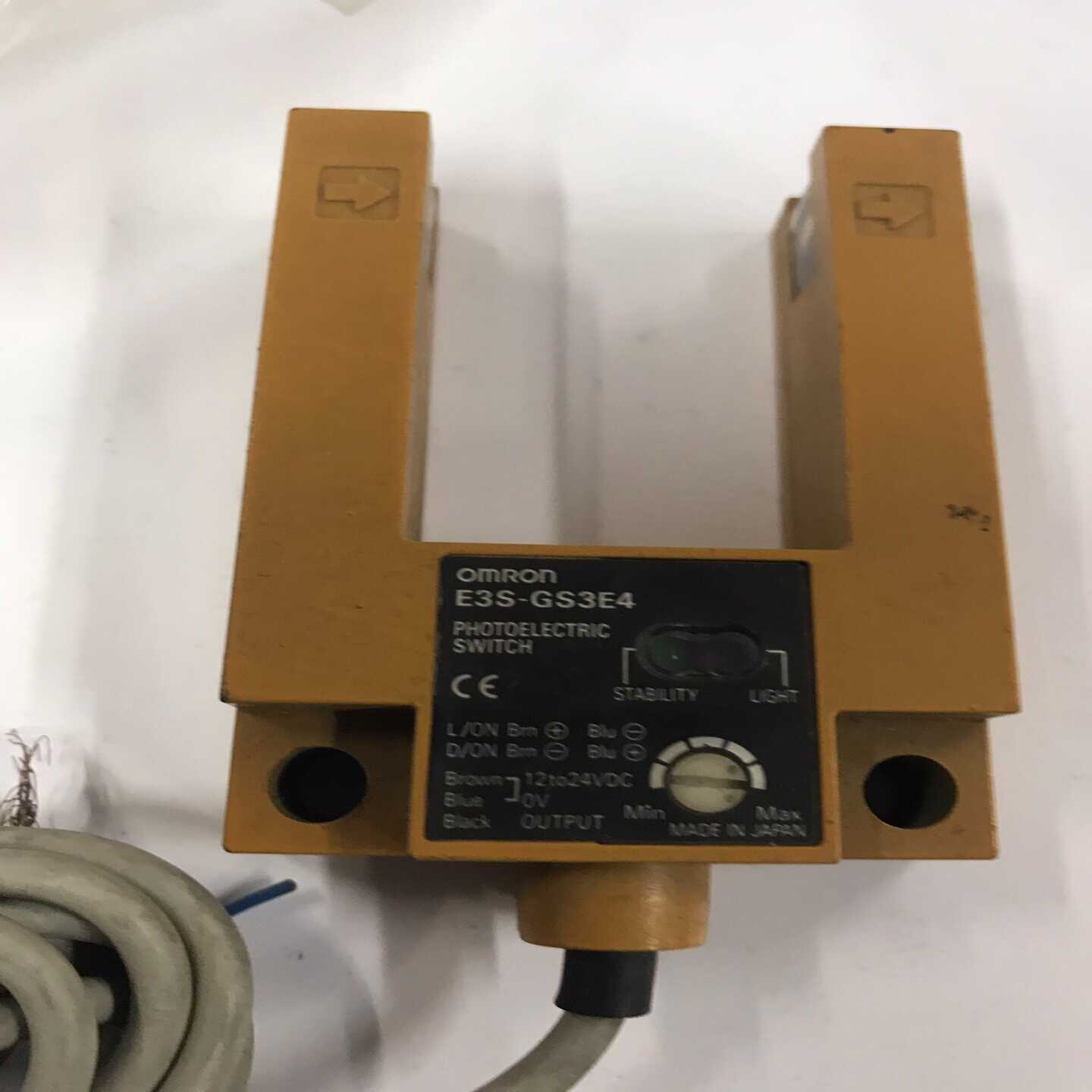 光电开关E3S-GS3E4没包装-议价