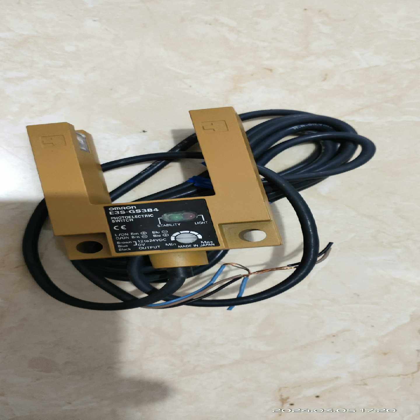 光电开关 E3S-GS3B4  12to~询价