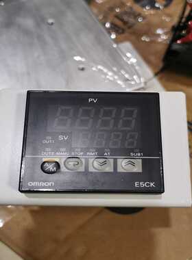 温控器温控表E5CK-QR1F询价