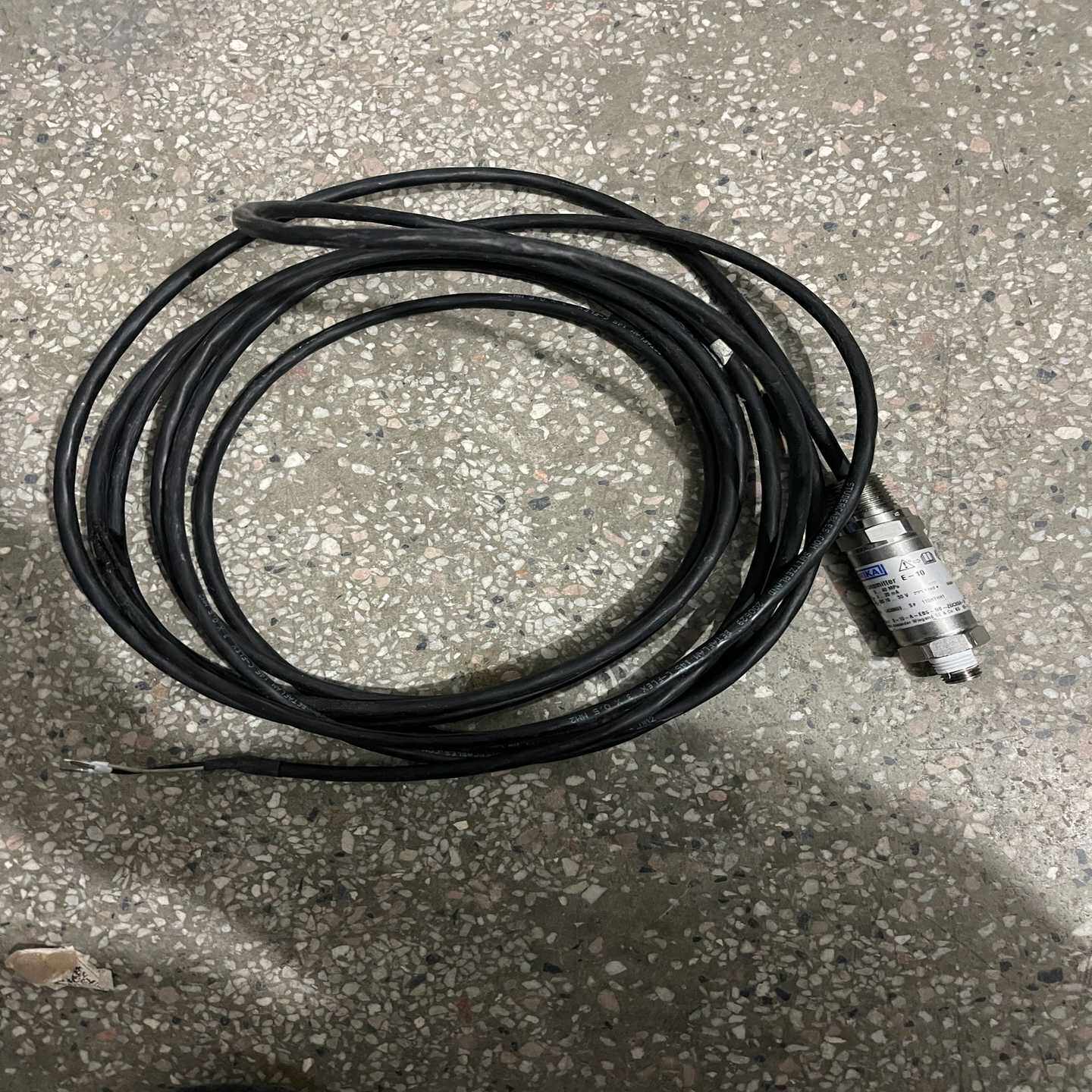 WIKA压力传感器 E-10~询价