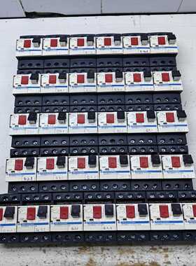 （请询价）施V214/6-10马达开关成色挺好的是缺小盖