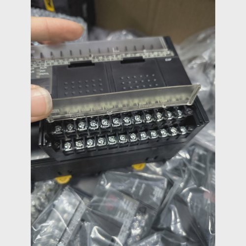 （）OMRONCP1H-X40DT-D，拆机的，功能正常，成色好 包