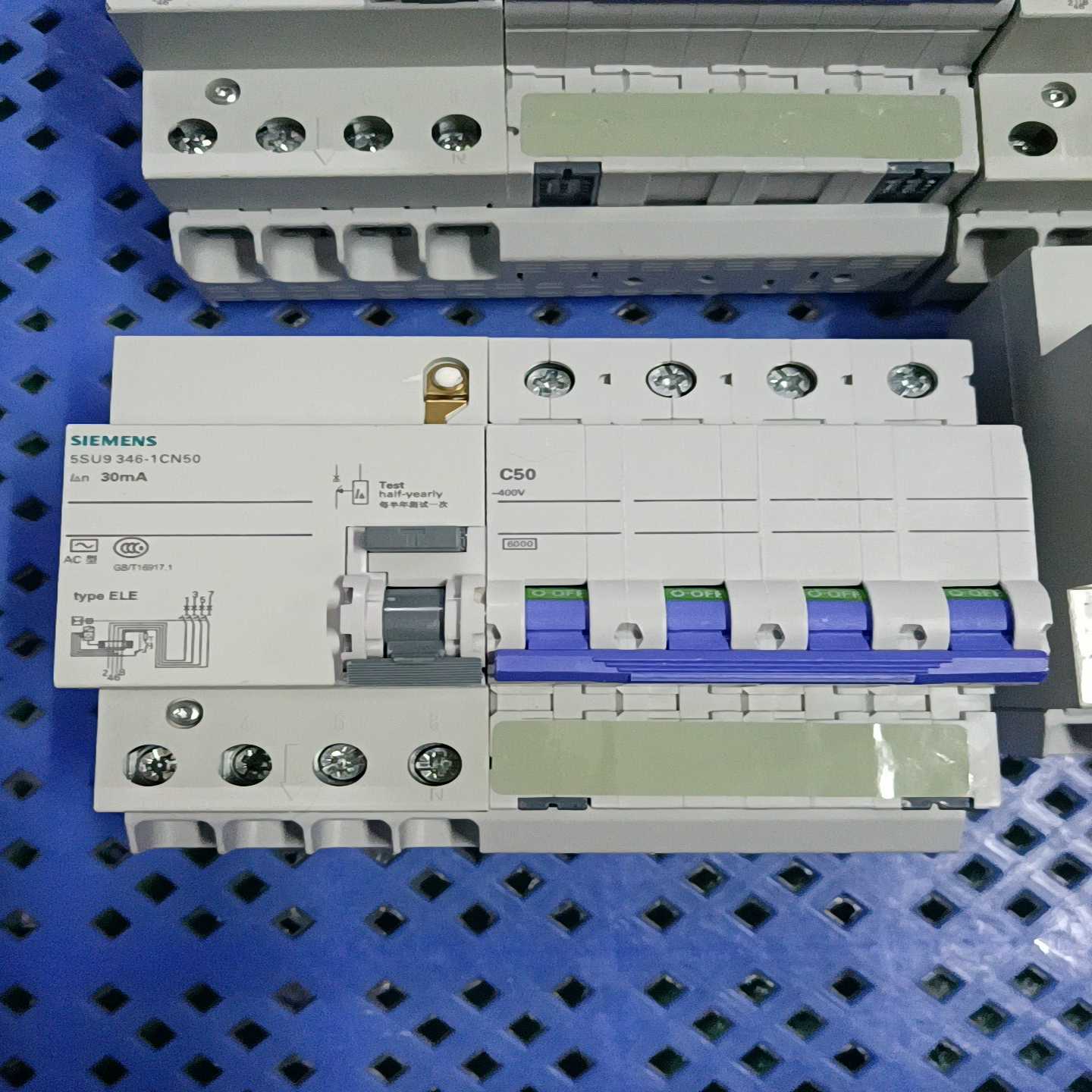 西门子5SU9-CN空气开关断路器5SU93564P20