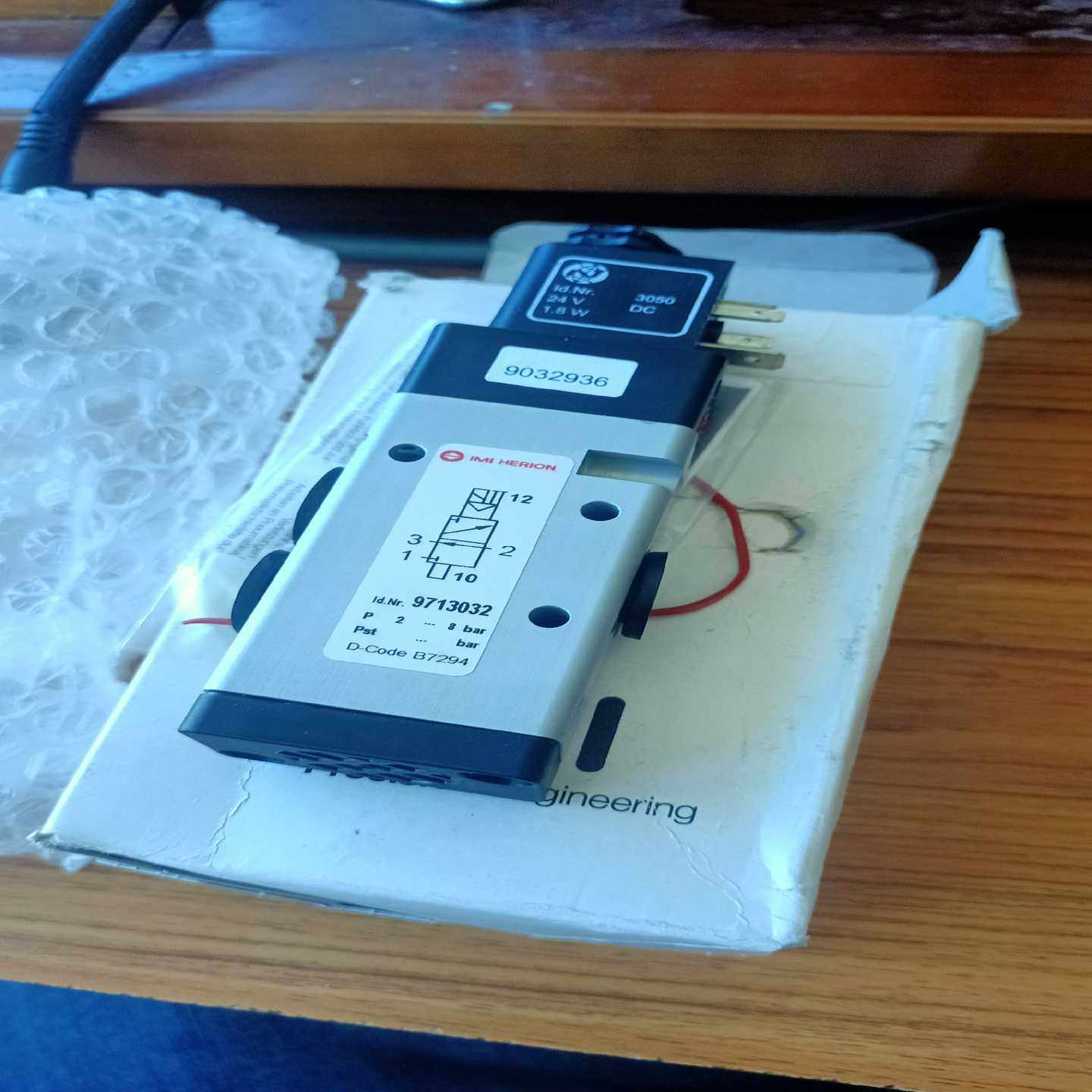 议价诺冠IMIHERION电磁阀全新9713032