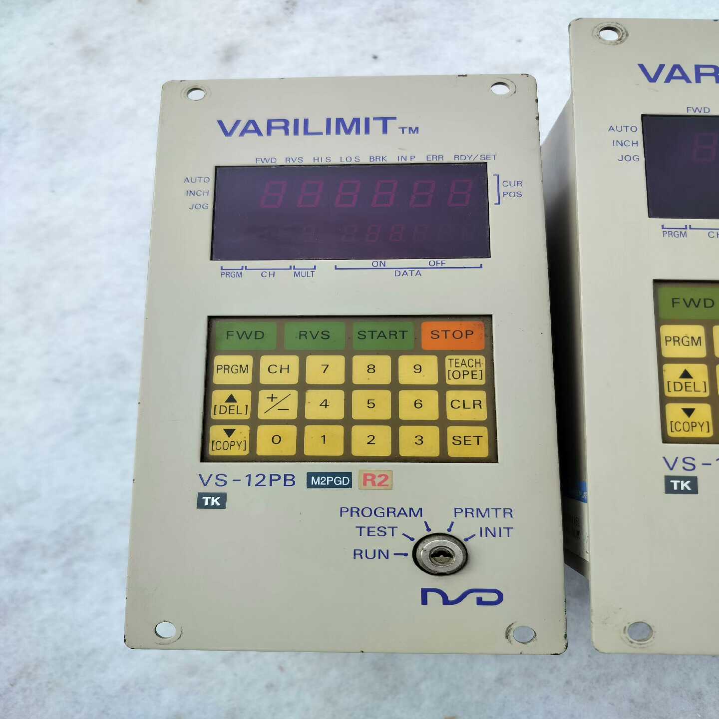 议价控制器V-12-M2-1台成色如