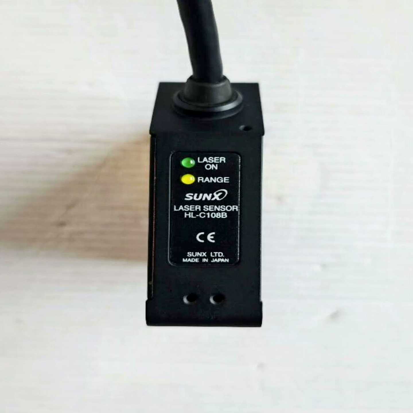 【请询价】神视SUNX激光位移传感器控制器 HL-C108B