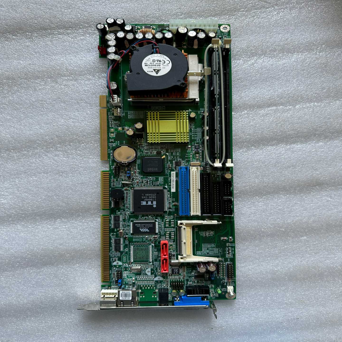 台湾威达主板ROCKY-3786EV-RS-R40REV询价