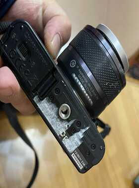 询价尼康J1黑色搭配10-30mmf3.5-f5.6实物照