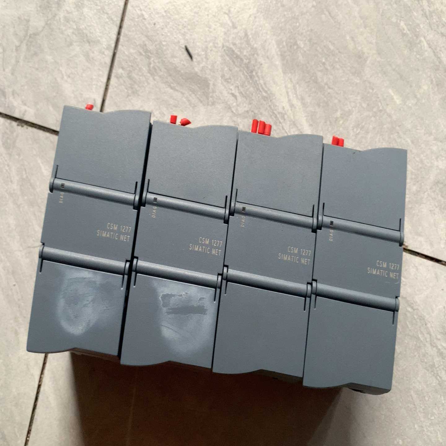 西门子工业交换机，型号CSM1277，德国原装进口，成色轻微-询价
