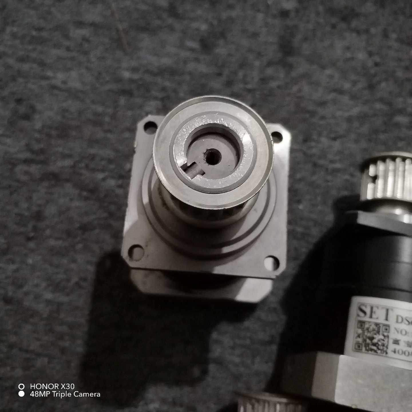 议价拆机SET伺服减速机DS060-L1-010功能正常