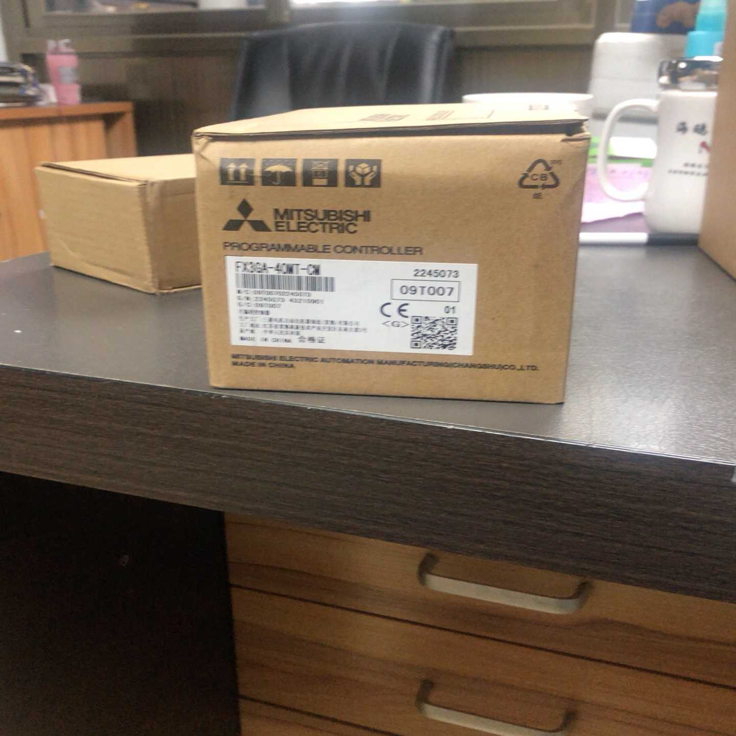 三菱PLC，FX3GA-40MT-CM【落红设备】