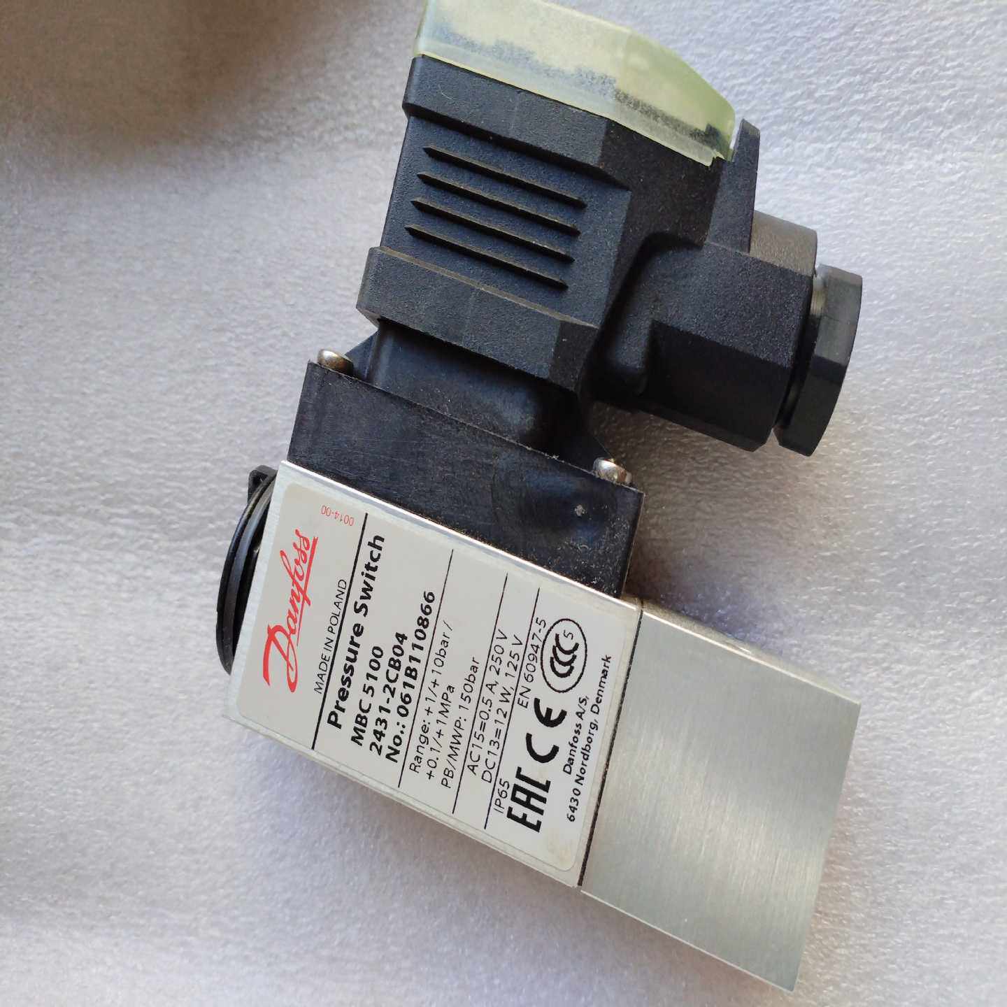 丹佛斯DANFOSS压力开关        No.061B1（佳毅工控）