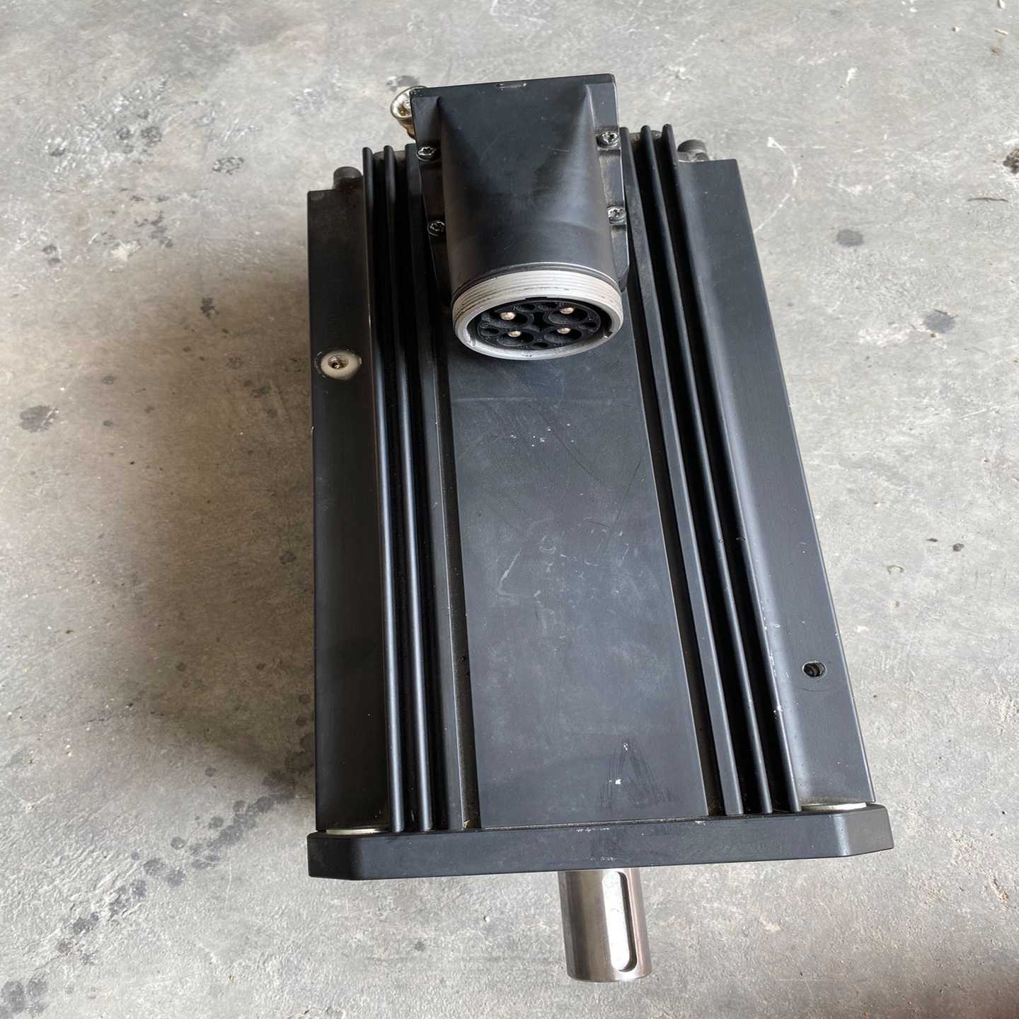 咨询-力士乐伺服电机MSK100C-0300-NN-S1-AG0-