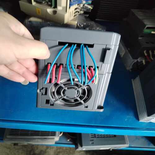 咨询-GD10-1R5G-4-B，实物图片，正常，功能，有