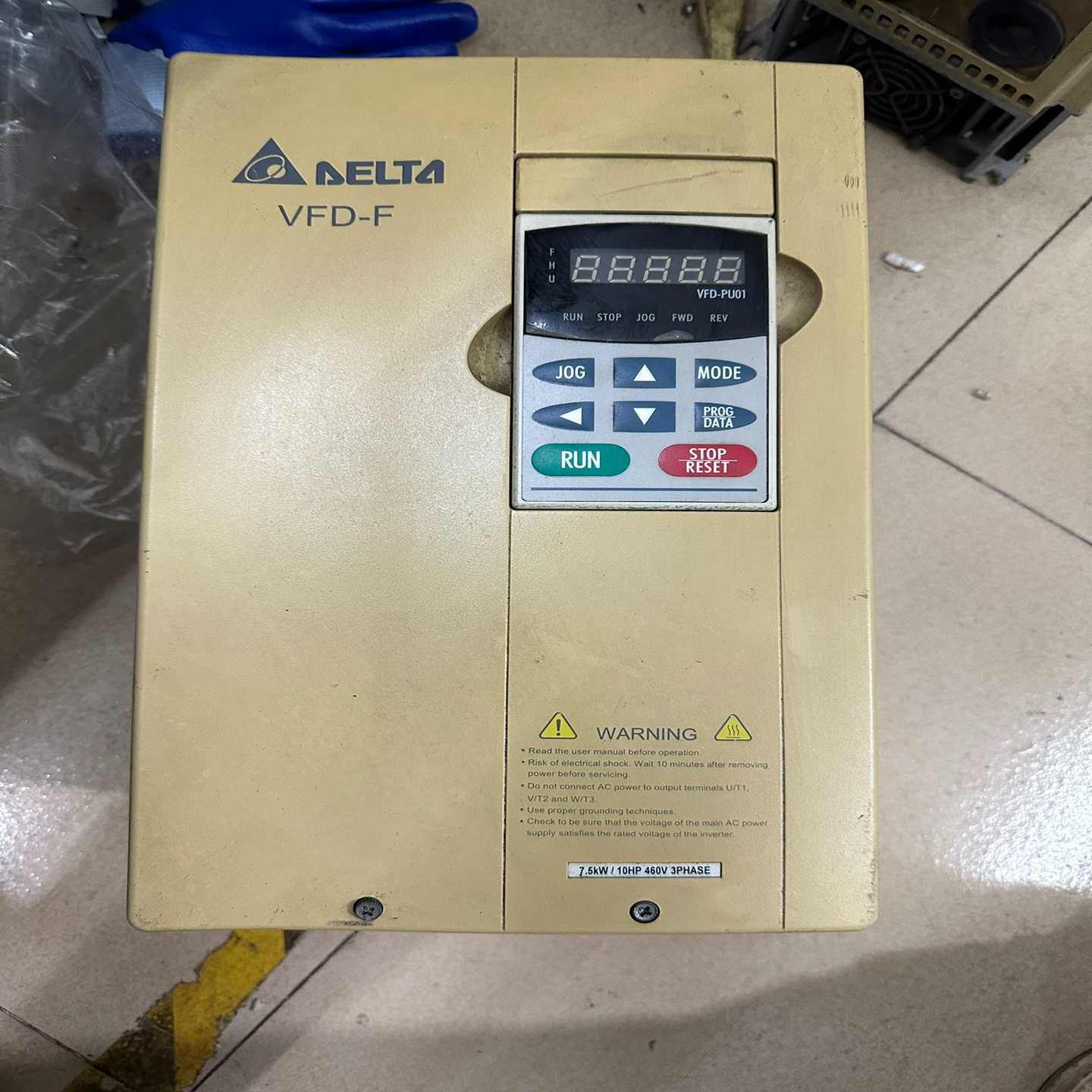 台达变频器F系列75KW VFD075F43B；议价