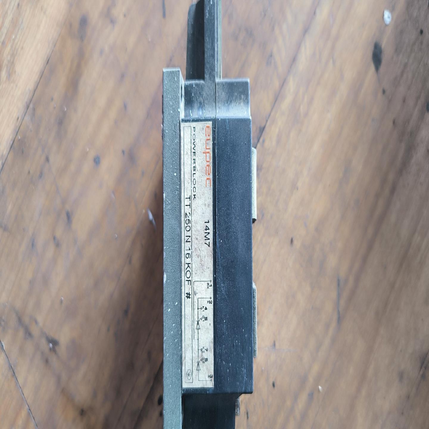 eupec软启动可控硅模块TT250N16KOF询价