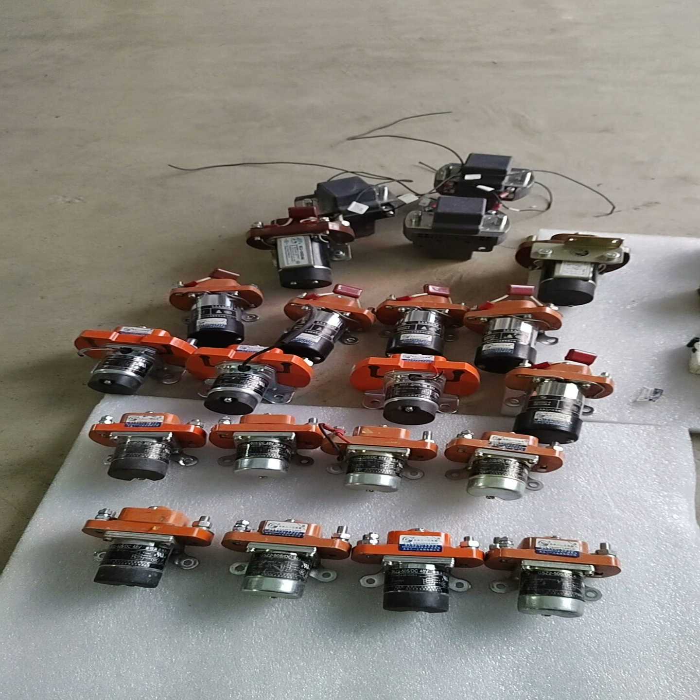 议价天水单极直流接触器GSZ2一50DB/DC.48V有5只看图现货/维修i