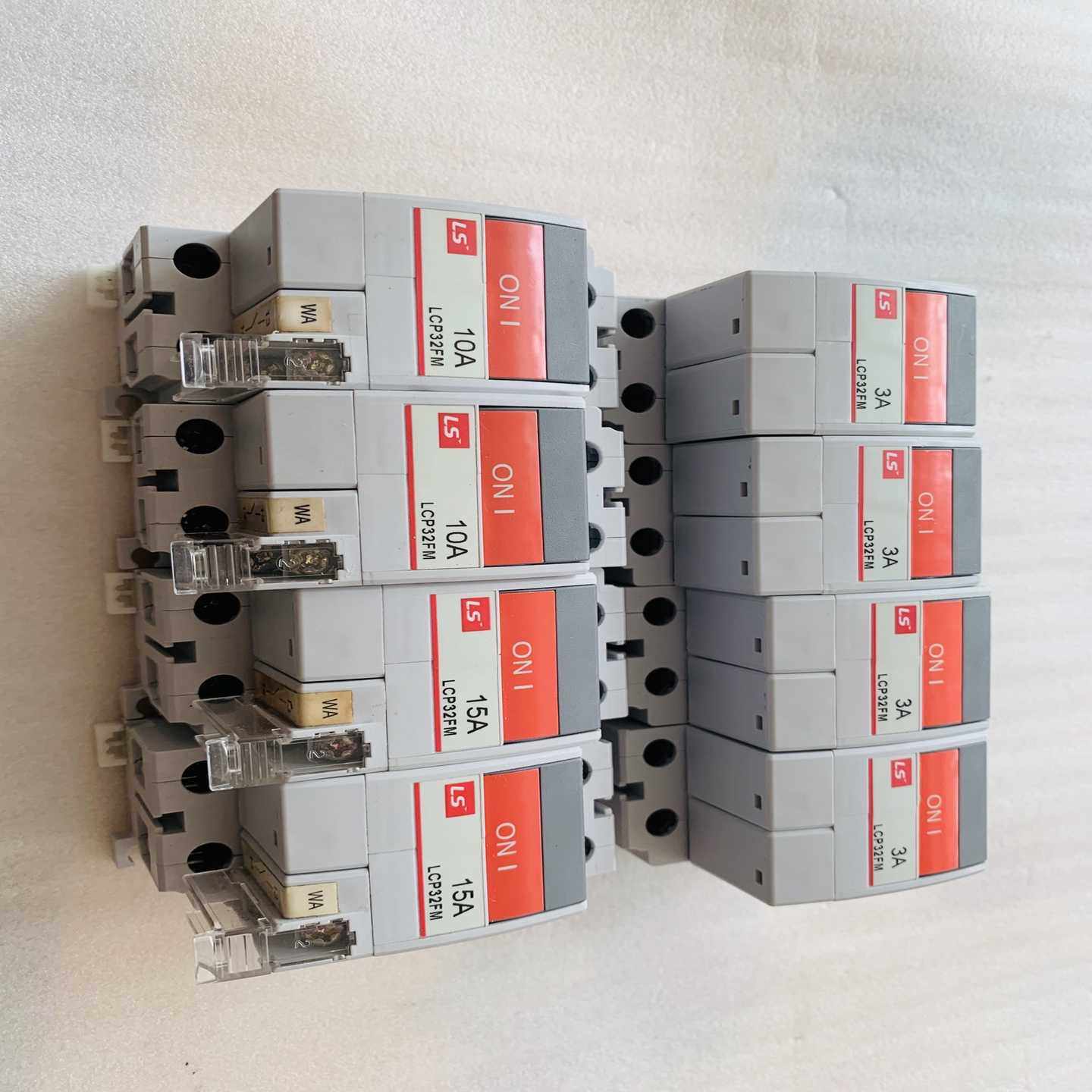 询价原装全新韩国LGLS产电小型断路器LCP32FM-2